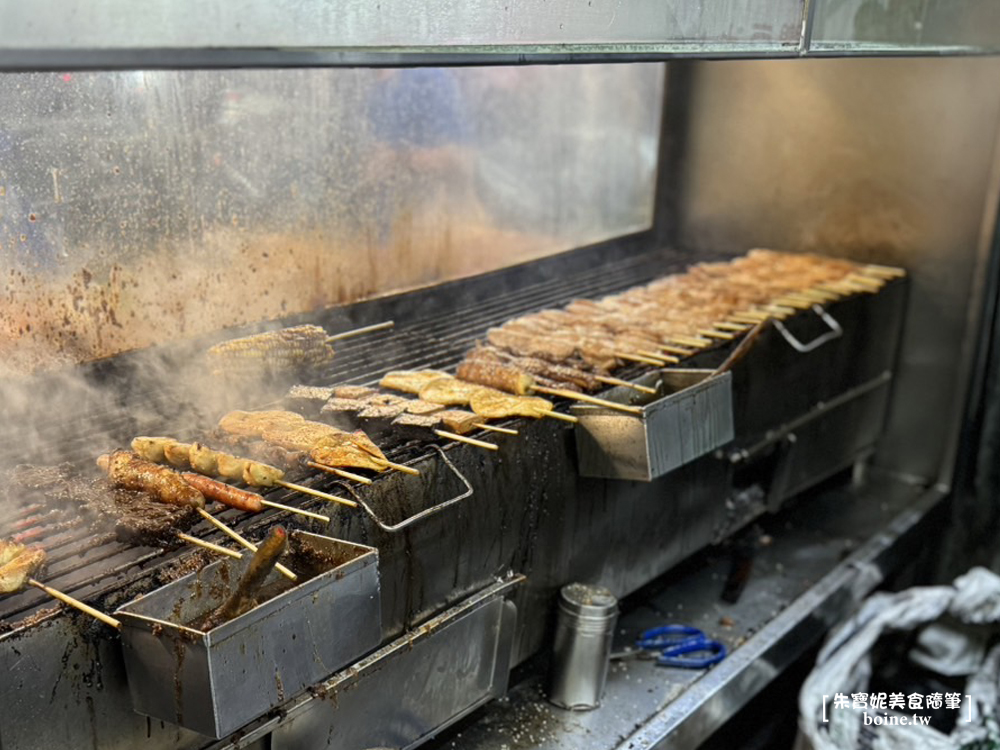 【高雄美食】毒家口味碳烤啤酒。三民區鼎中街美食-毒家烤肉推薦 @朱寶妮美食隨筆