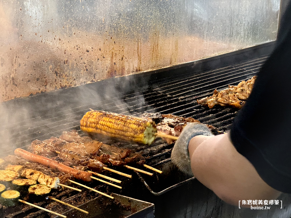 【高雄美食】毒家口味碳烤啤酒。三民區鼎中街美食-毒家烤肉推薦 @朱寶妮美食隨筆