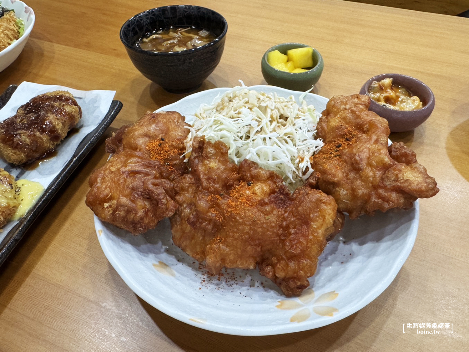 【高雄美食】名古屋豬排金鯱家．日本江戶貴族御用八丁味噌豬排推薦 @朱寶妮美食隨筆