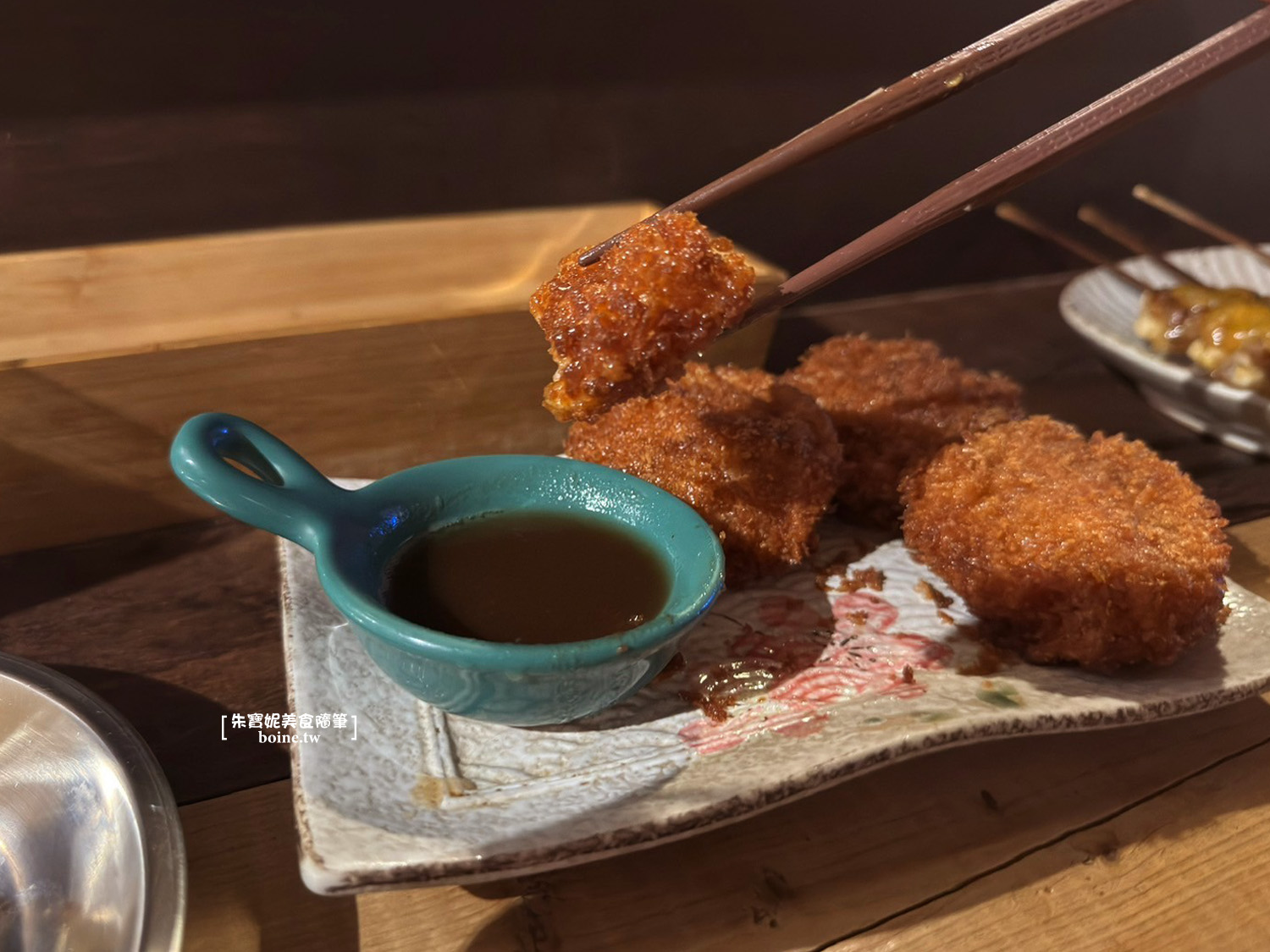 【松山美食】考山路-人生好苦之泰居酒．釋放壓力的心靈綠洲・南京三民站居酒屋推薦 @朱寶妮美食隨筆