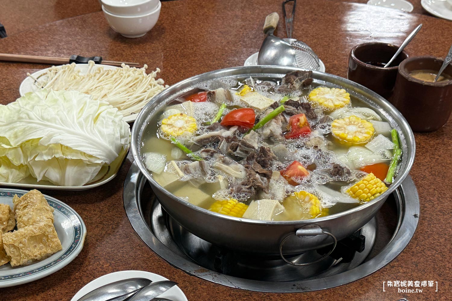 【松山美食】約惠麵坊．傳承兩代藥膳雞湯(菜單) @朱寶妮美食隨筆
