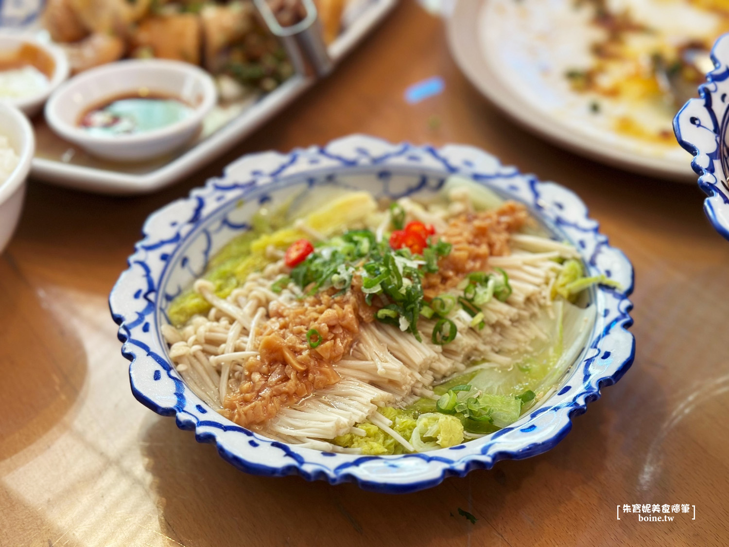 【高雄美食】 龍鶴家LONG HO JIA．新潮創意台菜．美術館聚餐推薦(菜單) @朱寶妮美食隨筆