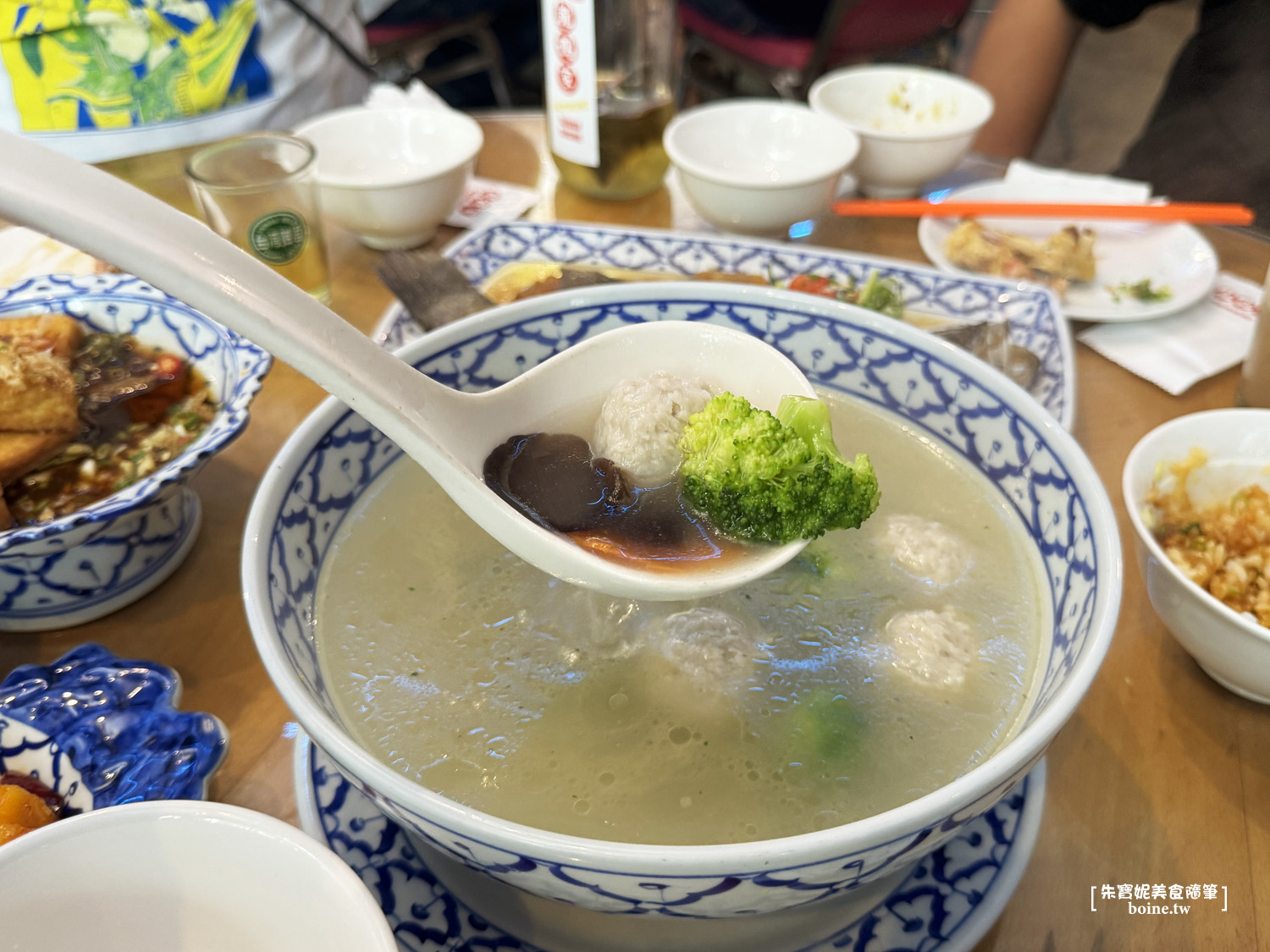 【高雄美食】 龍鶴家LONG HO JIA．新潮創意台菜．美術館聚餐推薦(菜單) @朱寶妮美食隨筆