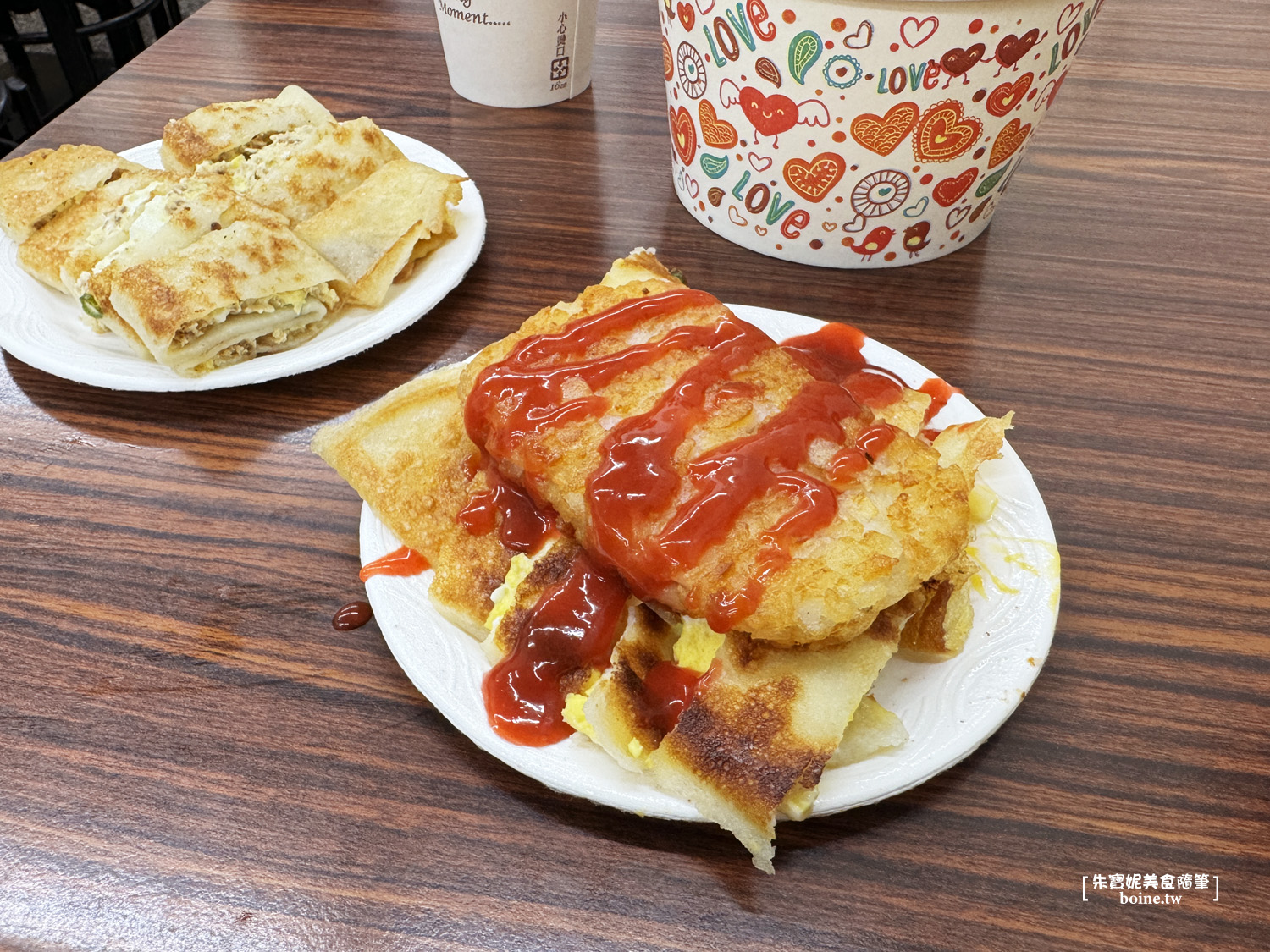 【高雄美食】味芳珍咖啡牛奶．三民區排隊美食．酥脆薯餅必點 @朱寶妮美食隨筆