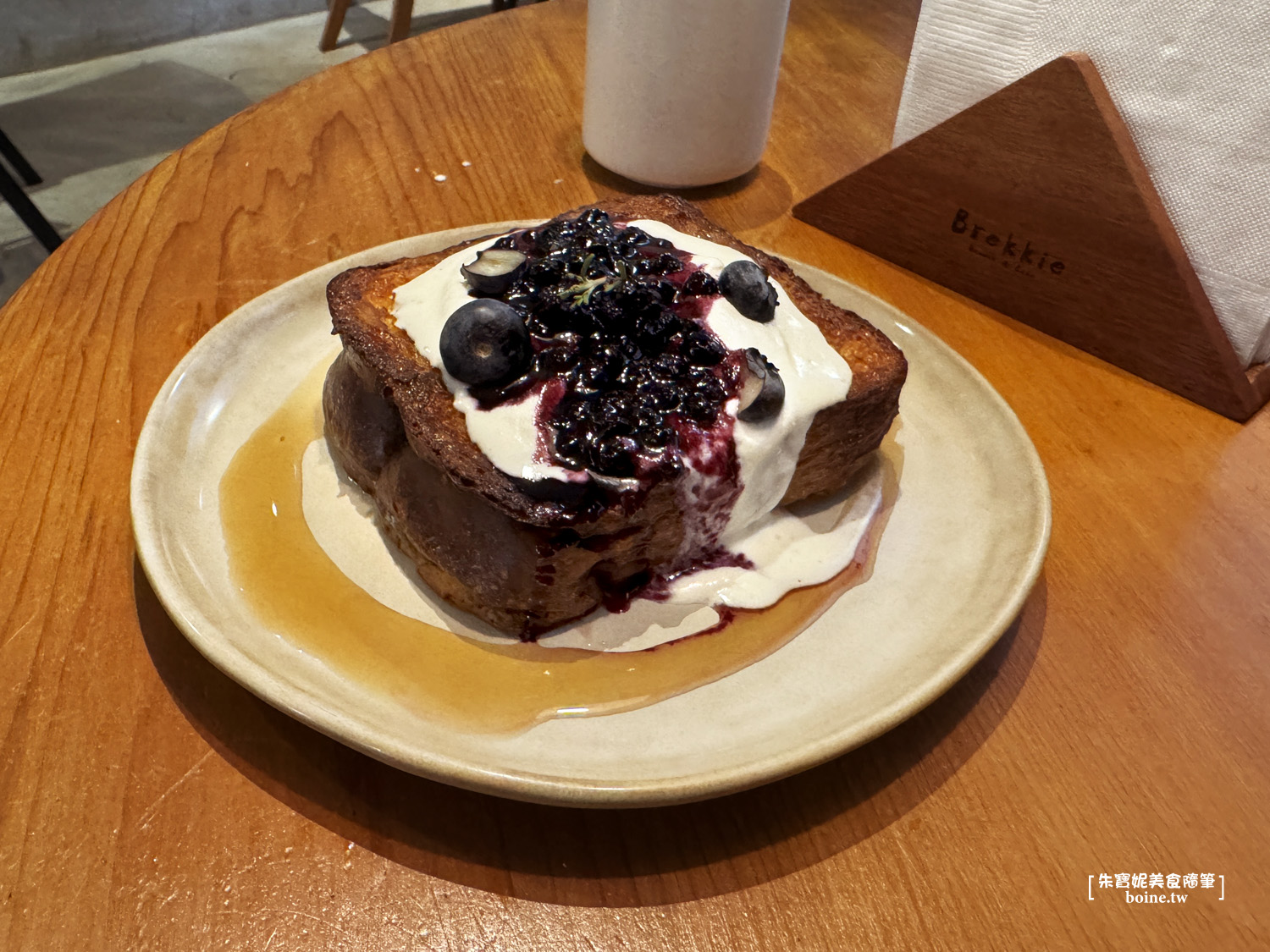 【大安站美食】Brekkie．寧靜氛圍咖啡廳．台北下午茶推薦 @朱寶妮美食隨筆