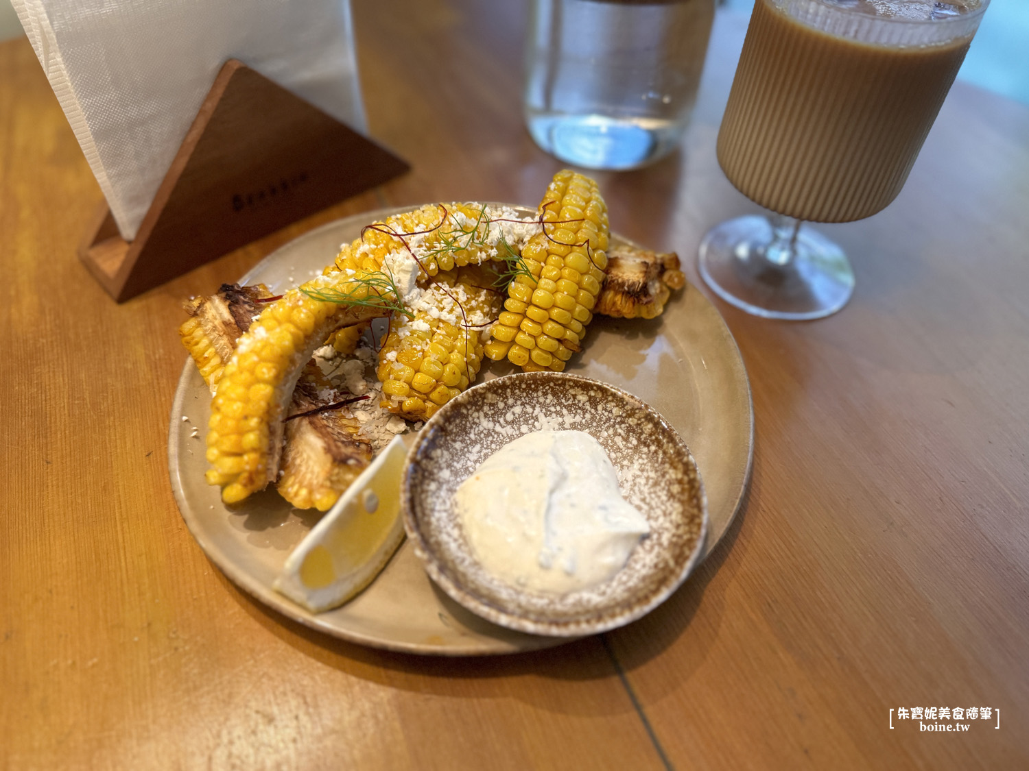 【大安站美食】Brekkie．寧靜氛圍咖啡廳．台北下午茶推薦 @朱寶妮美食隨筆