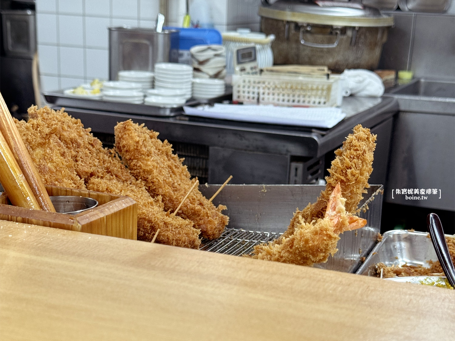 【東京美食】山家炸豬排御徒町店．阿美橫町平價炸豬排推薦(菜單) @朱寶妮美食隨筆