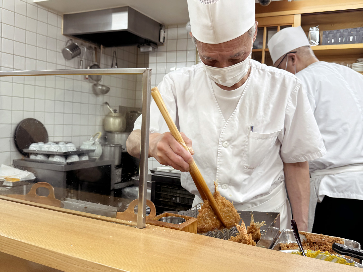 【東京美食】山家炸豬排御徒町店．阿美橫町平價炸豬排推薦(菜單) @朱寶妮美食隨筆