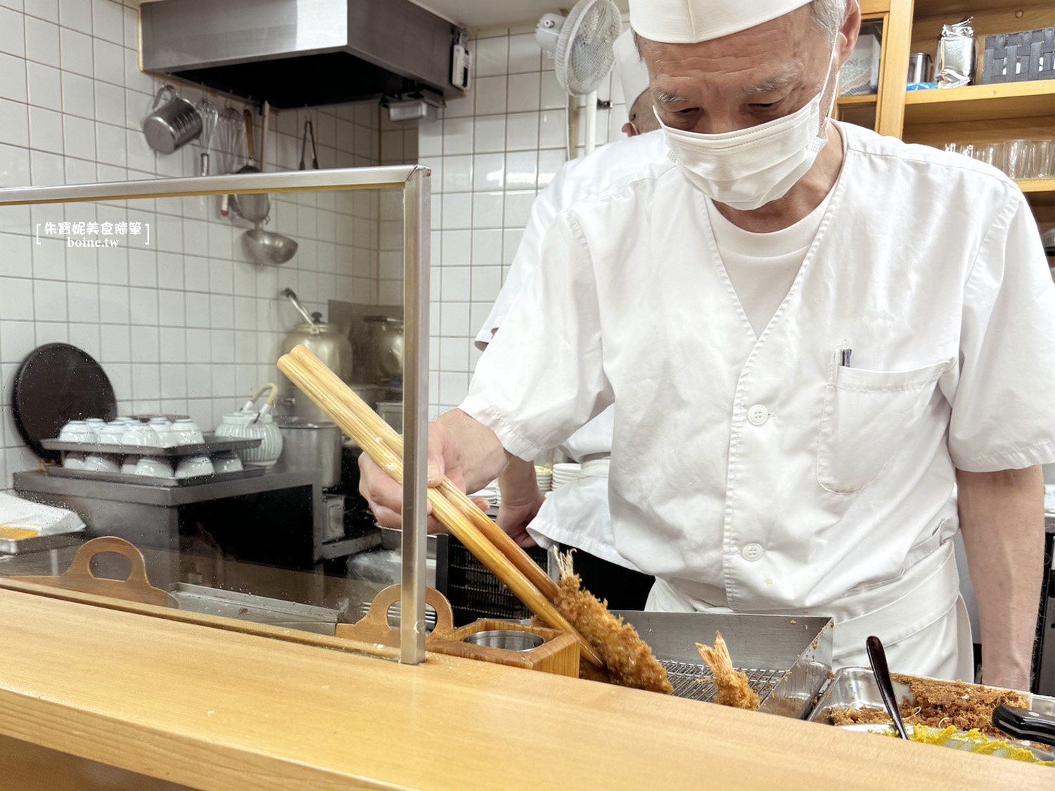 【東京美食】山家炸豬排御徒町店．阿美橫町平價炸豬排推薦(菜單) @朱寶妮美食隨筆