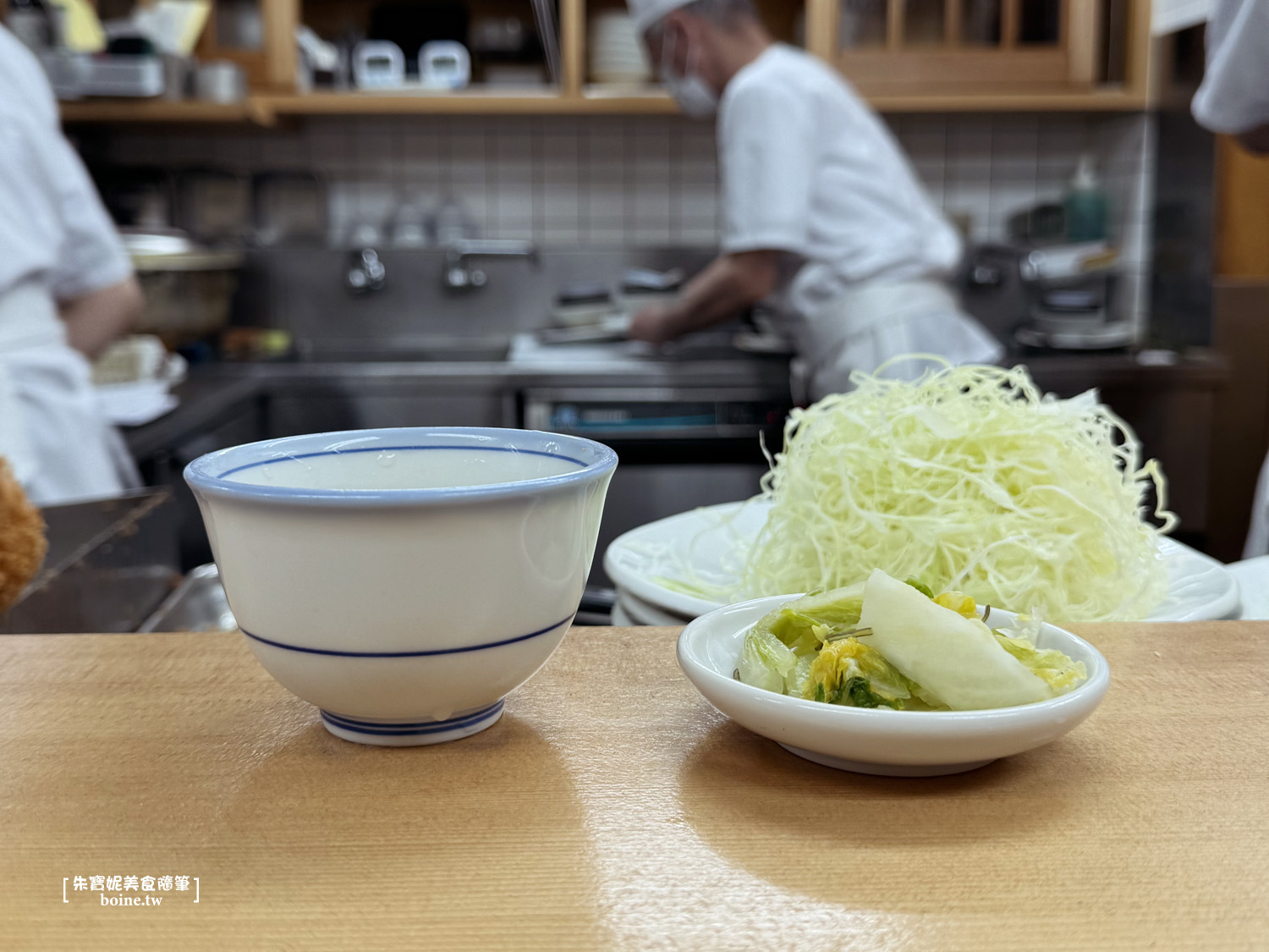 【東京美食】山家炸豬排御徒町店．阿美橫町平價炸豬排推薦(菜單) @朱寶妮美食隨筆