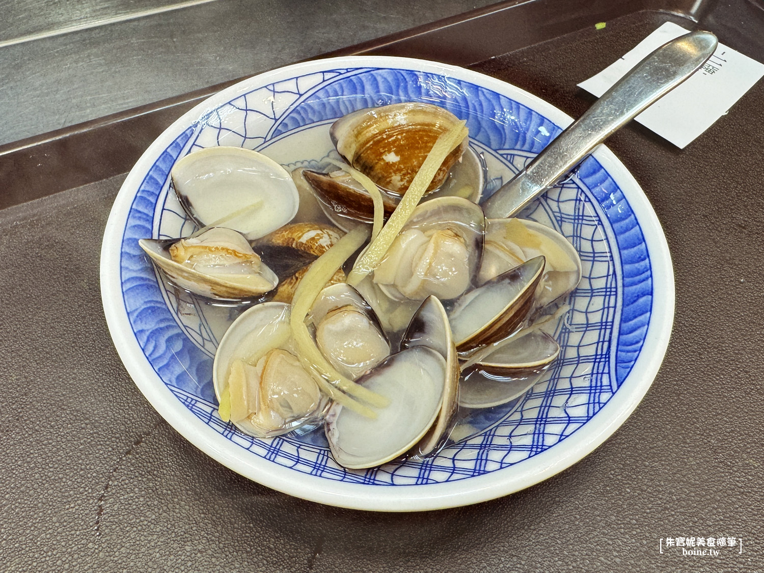 【寧夏夜市】圓環蚵仔煎．AI教父黃仁勳超愛夜市美味．雙連小吃(菜單) @朱寶妮美食隨筆