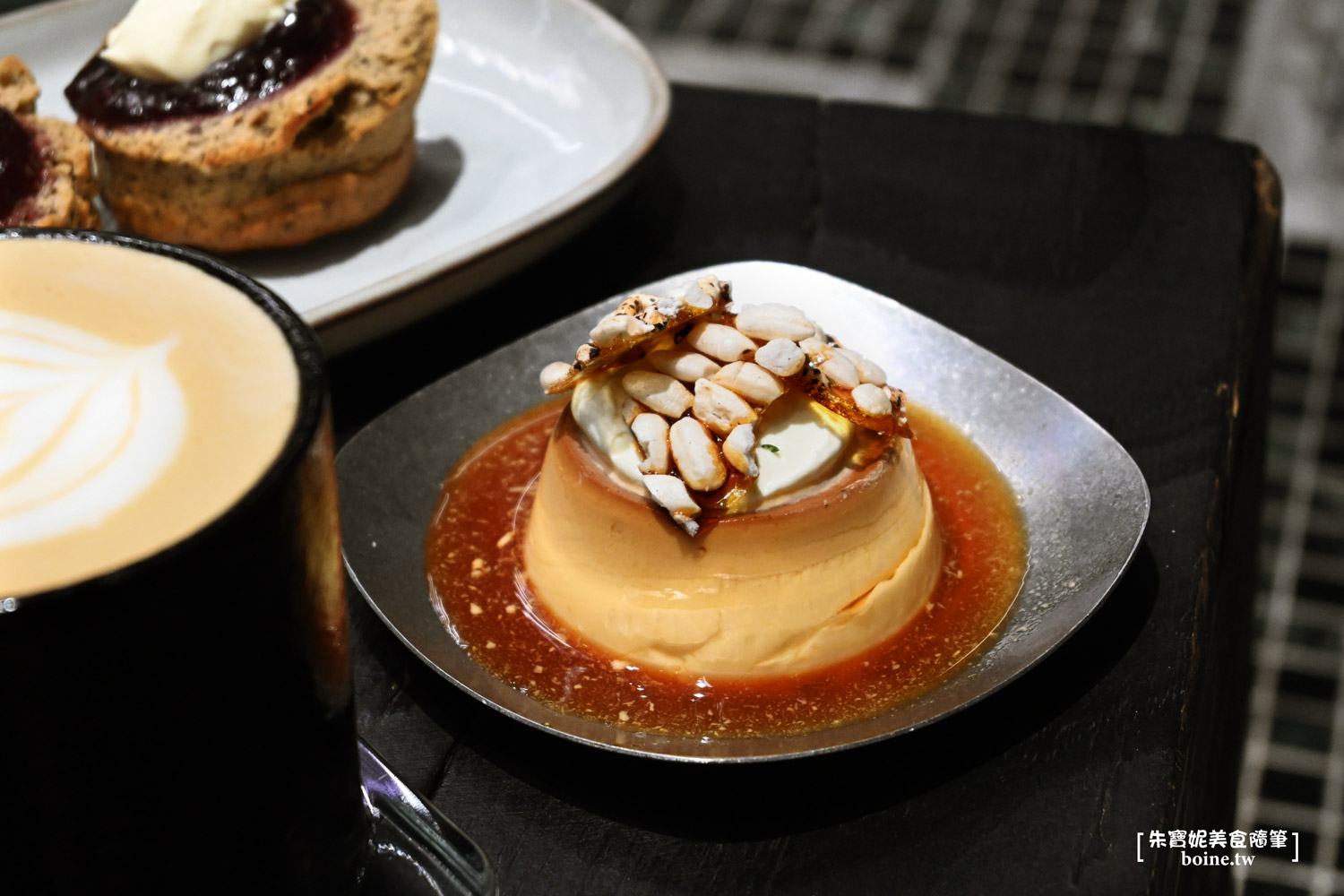 【大同美食】LOOP IN NEON霓裡.獨具風格的未來感Coffee Bar(菜單) @朱寶妮美食隨筆 【大同美食】LOOP IN NEON霓裡.獨具風格的未來感Coffee Bar(菜單) @朱寶妮美食隨筆