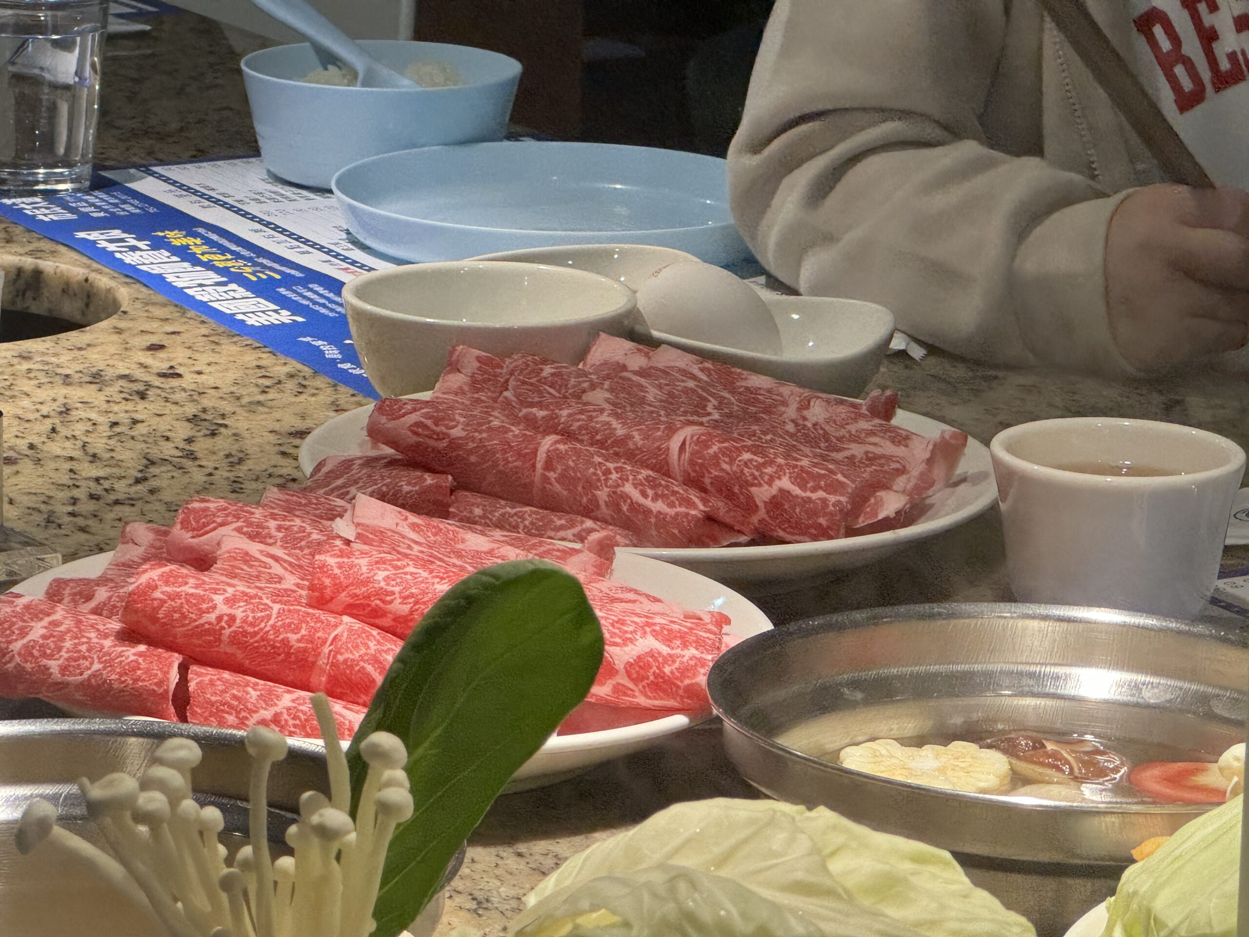 【南京三民美食】市民大道涮涮鍋.東興店.晚餐到宵夜都能吃(菜單) @朱寶妮美食隨筆 【南京三民美食】市民大道涮涮鍋.東興店.晚餐到宵夜都能吃(菜單) @朱寶妮美食隨筆