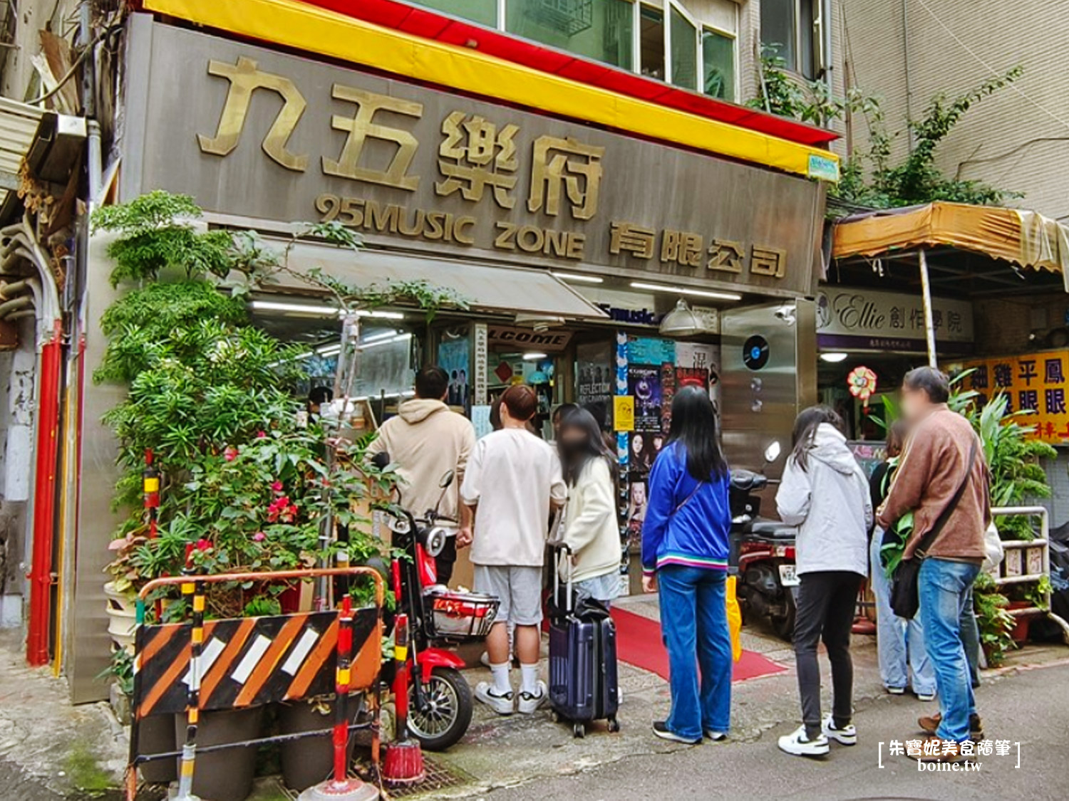 【高雄美食】鄉村冬粉鴨裕誠店．煙燻滷味．左營鴨肉飯推薦 @朱寶妮美食隨筆