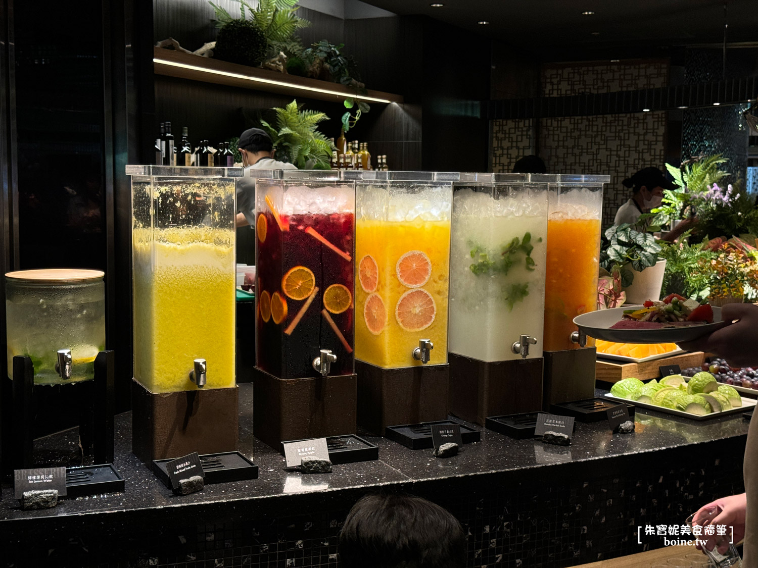 【中山站美食】栢麗廳Brasserie .晶華酒店人氣buffet餐廳(2025價格) @朱寶妮美食隨筆 【中山站美食】栢麗廳Brasserie .晶華酒店人氣buffet餐廳(2025價格) @朱寶妮美食隨筆