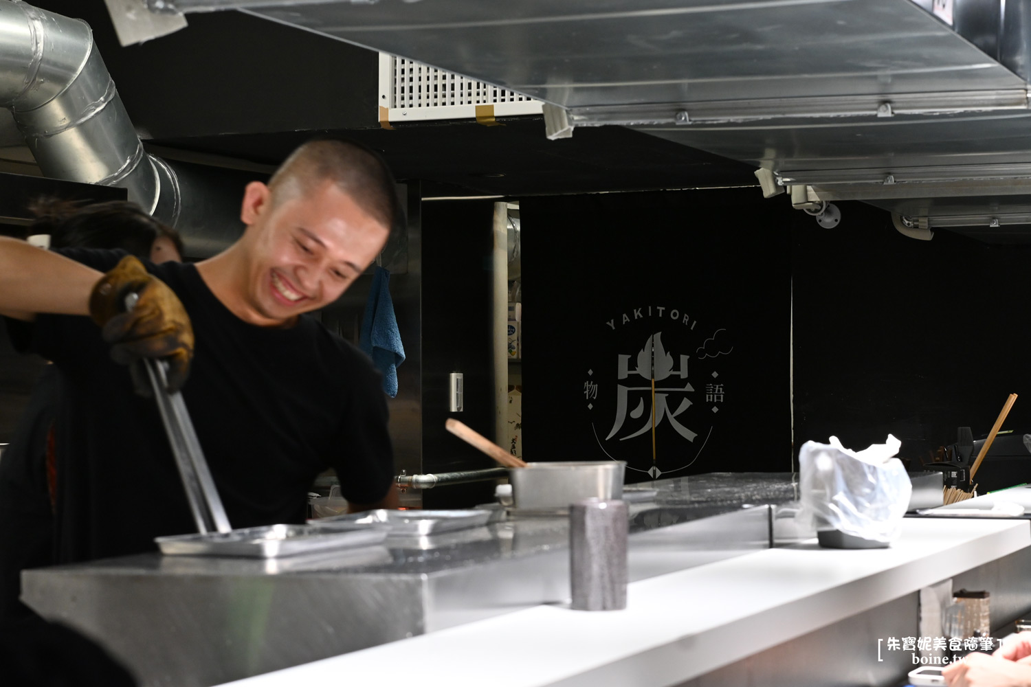 松山美食｜炭物語．饒河人氣攤位Next Level．台北必吃燒鳥 @朱寶妮美食隨筆