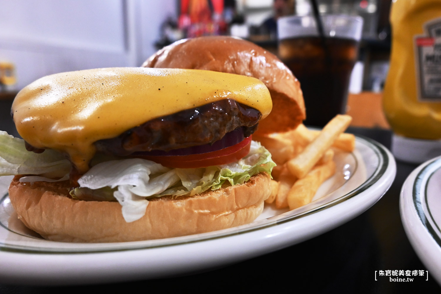 |市政府站美食|AWESOME BURGER澳森漢堡.美式硬派多汁肉排(菜單) @朱寶妮美食隨筆 |市政府站美食|AWESOME BURGER澳森漢堡.美式硬派多汁肉排(菜單) @朱寶妮美食隨筆
