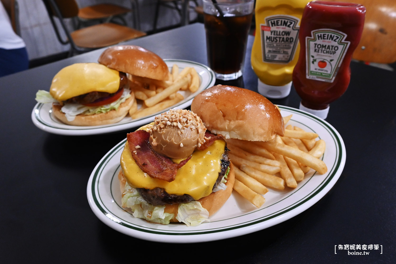 |市政府站美食|AWESOME BURGER澳森漢堡.美式硬派多汁肉排(菜單) @朱寶妮美食隨筆 |市政府站美食|AWESOME BURGER澳森漢堡.美式硬派多汁肉排(菜單) @朱寶妮美食隨筆