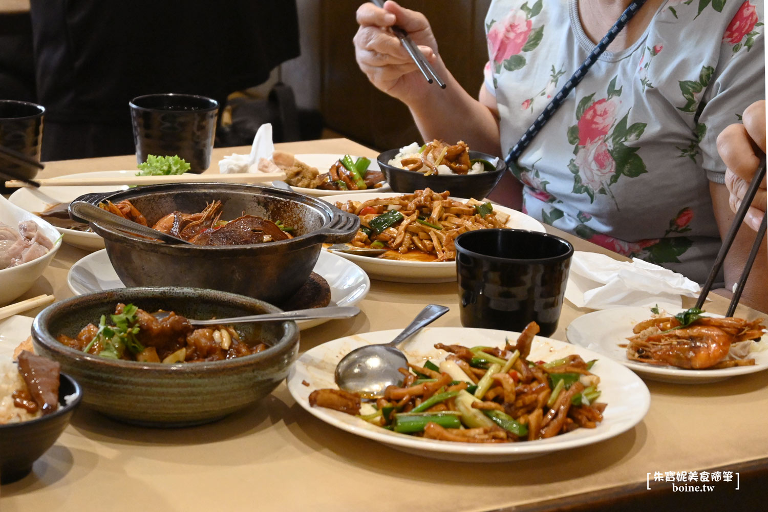 ｜北投美食｜喬園海鮮料理餐廳．在地人聚餐熱點．免費停車超讚(菜單) @朱寶妮美食隨筆