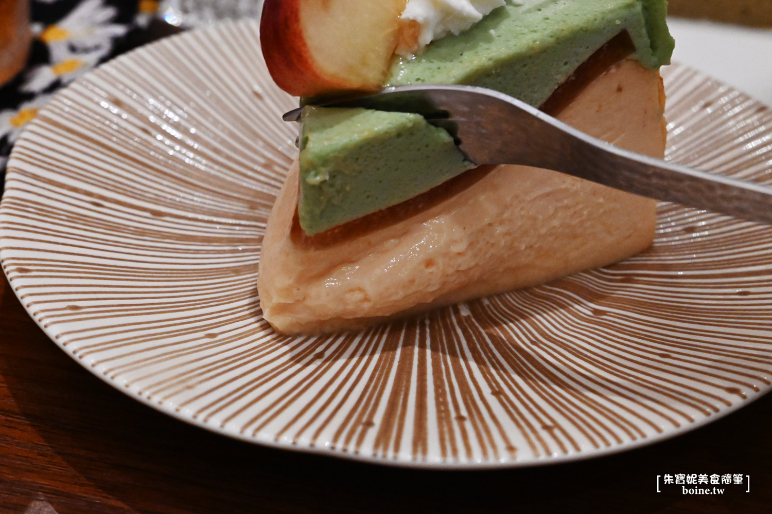 ｜高雄美食｜阳菓子手作甜點．雙層巴斯克．高醫商圈蛋糕推薦 @朱寶妮美食隨筆