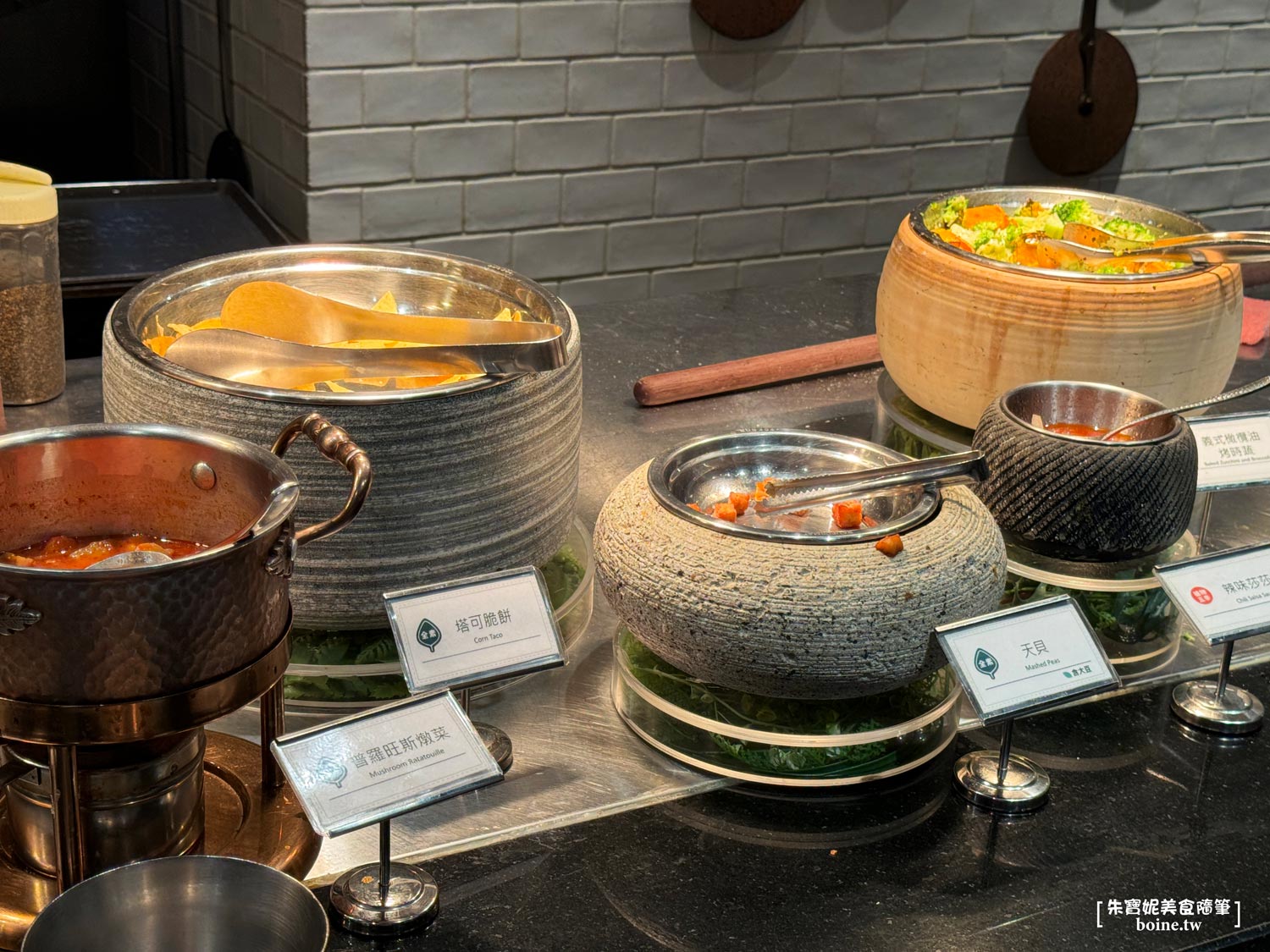｜素食吃到飽｜果然匯．多國蔬食百匯Buffet．素食者美食天堂 @朱寶妮美食隨筆
