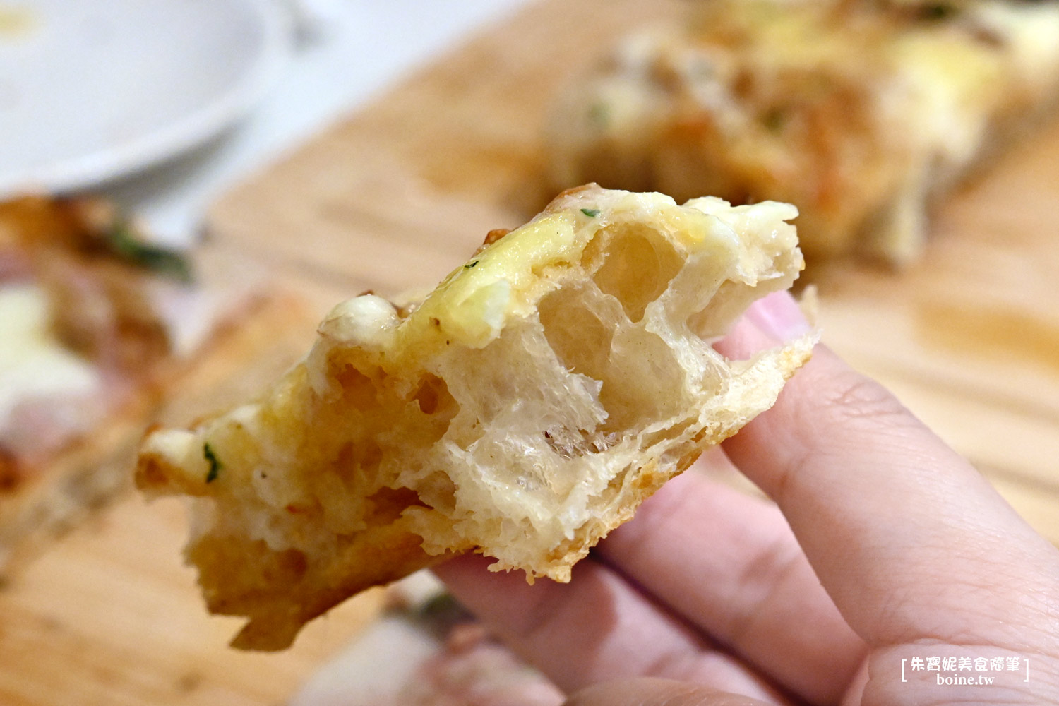 ｜高雄美食｜羅馬披薩Rom’antica Pizza．滿版餡料超過癮．凹子底聚餐推薦(菜單) @朱寶妮美食隨筆