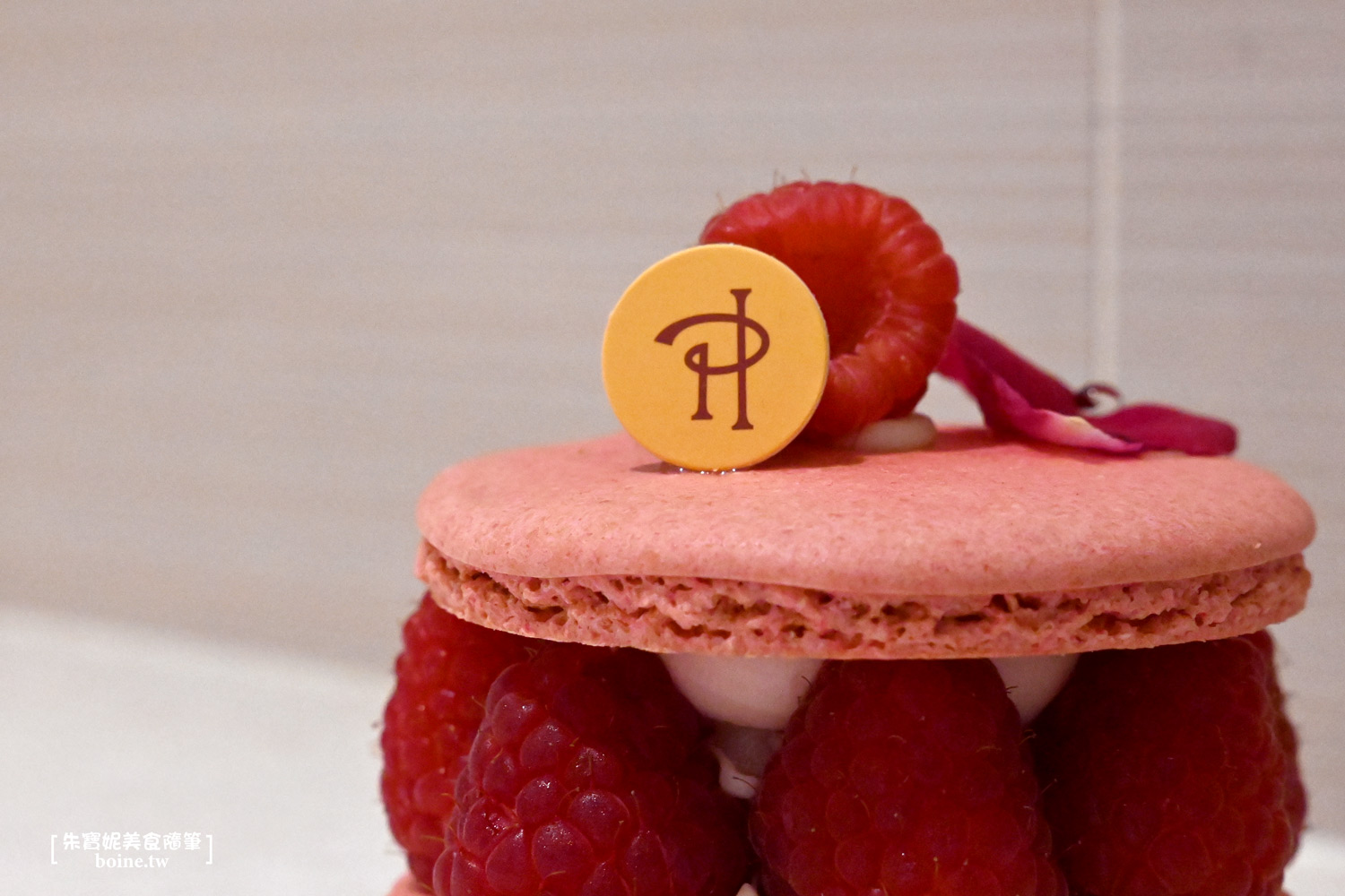 |台北甜點|Pierre Hermé.法國百年品牌馬卡龍.台中也有分店 @朱寶妮美食隨筆 |台北甜點|Pierre Hermé.法國百年品牌馬卡龍.台中也有分店 @朱寶妮美食隨筆