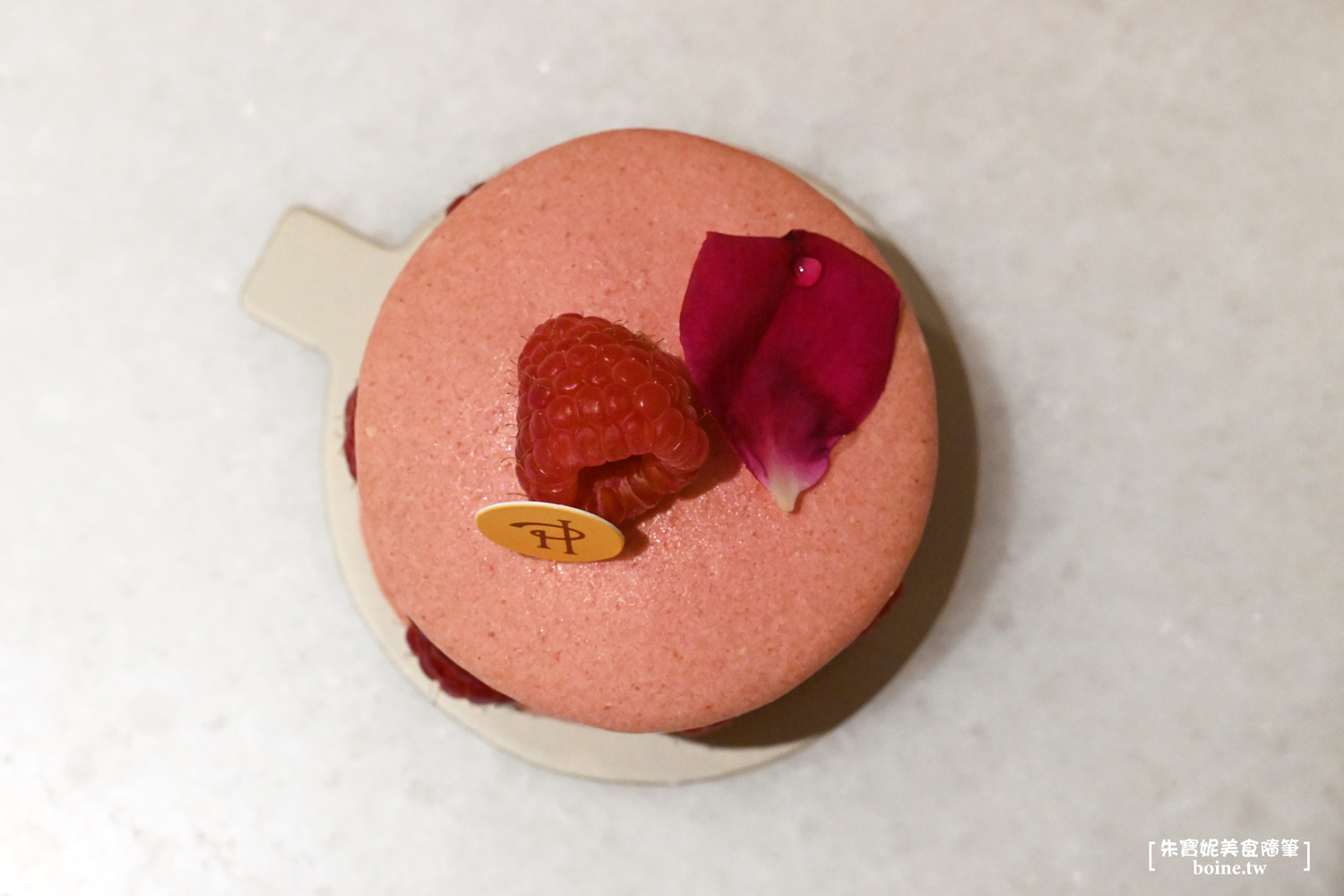 |台北甜點|Pierre Hermé.法國百年品牌馬卡龍.台中也有分店 @朱寶妮美食隨筆 |台北甜點|Pierre Hermé.法國百年品牌馬卡龍.台中也有分店 @朱寶妮美食隨筆