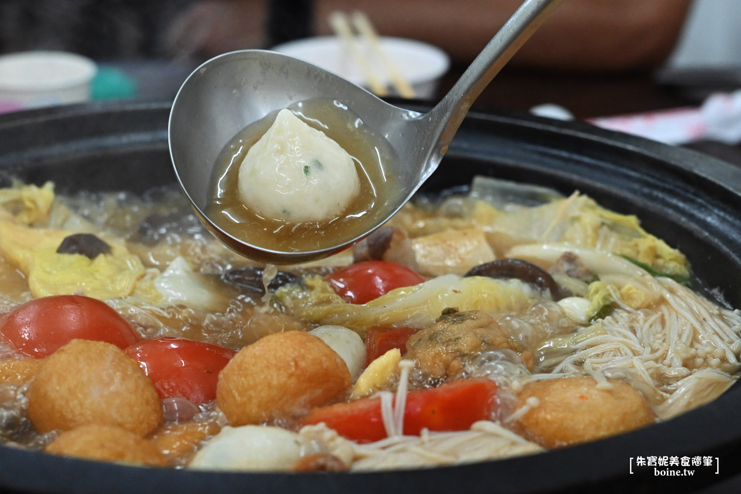 ｜西門美食｜曾德自助火鍋城．石頭火鍋創始店 @朱寶妮美食隨筆