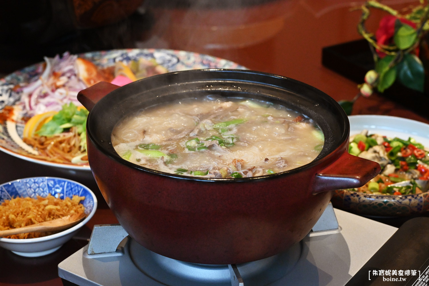 北投美食｜泉源閣．一鴨六吃烤鴨宴+經典手路菜．星級海陸饗宴澎湃又美味 @朱寶妮美食隨筆