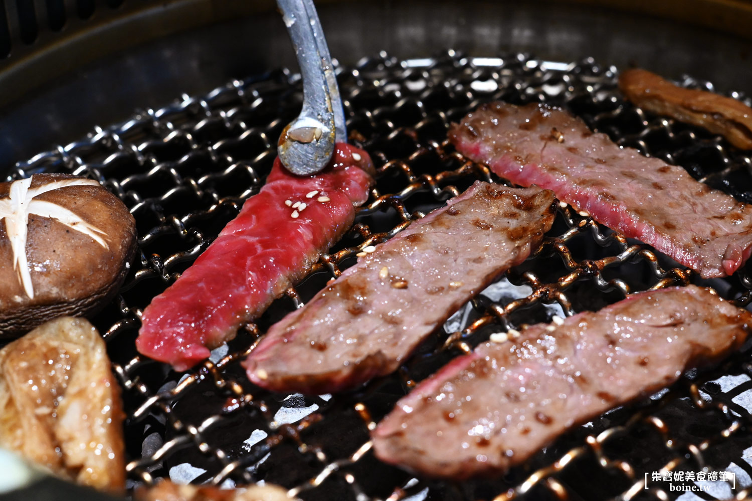 茶六燒肉堂|高雄必吃燒肉推薦.在地人點餐攻略與菜單.全新改裝 @朱寶妮美食隨筆 茶六燒肉堂|高雄必吃燒肉推薦.在地人點餐攻略與菜單.全新改裝 @朱寶妮美食隨筆