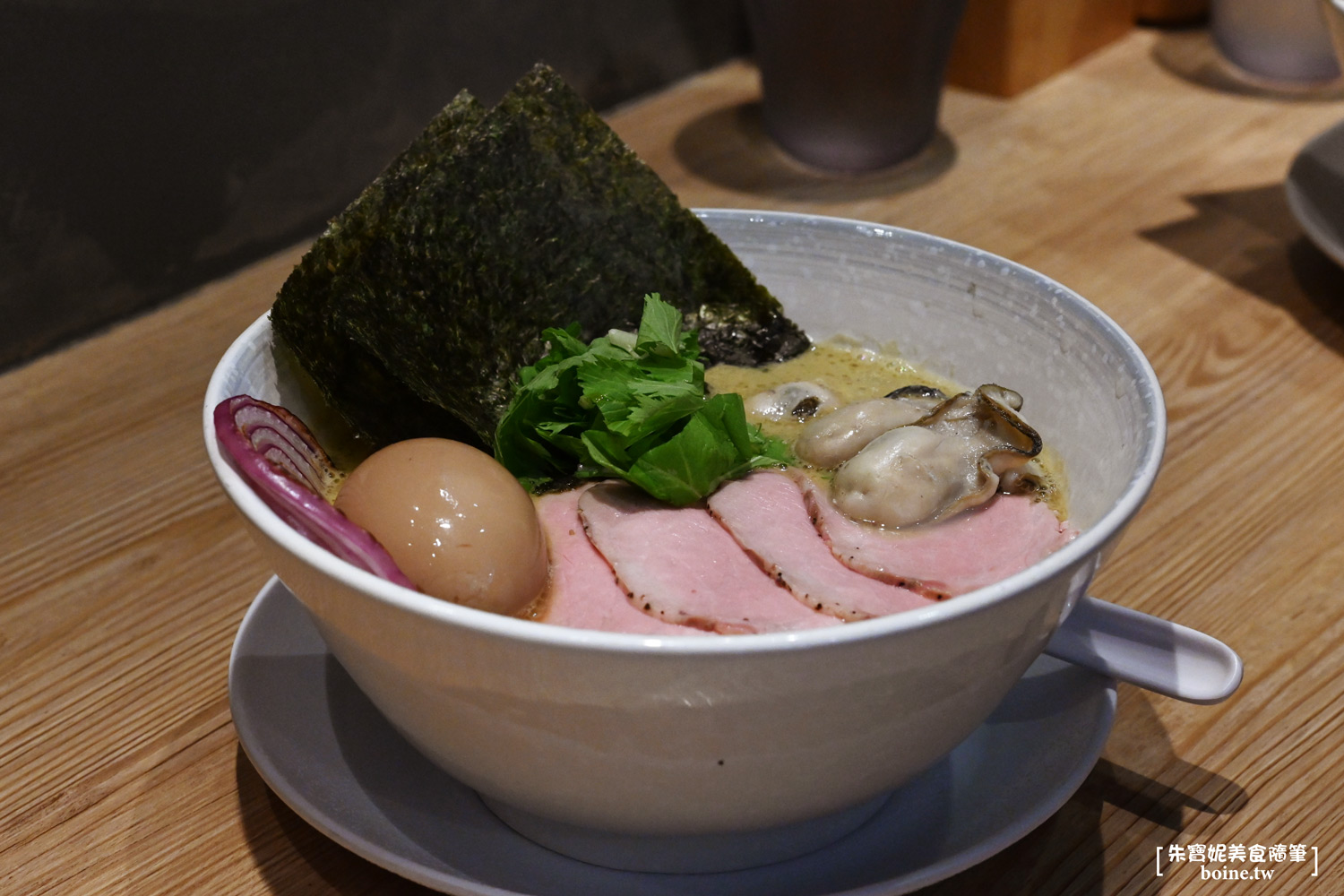 中山站美食｜二屋牡蠣拉麵．超濃海鮮湯，單身或痛風不要吃！ @朱寶妮美食隨筆