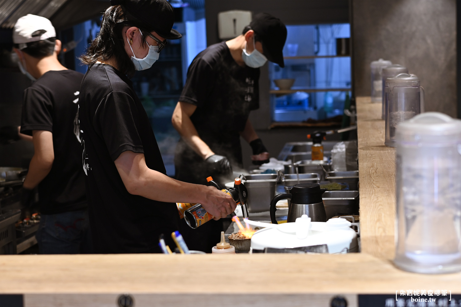 中山站美食｜二屋牡蠣拉麵．超濃海鮮湯，單身或痛風不要吃！ @朱寶妮美食隨筆