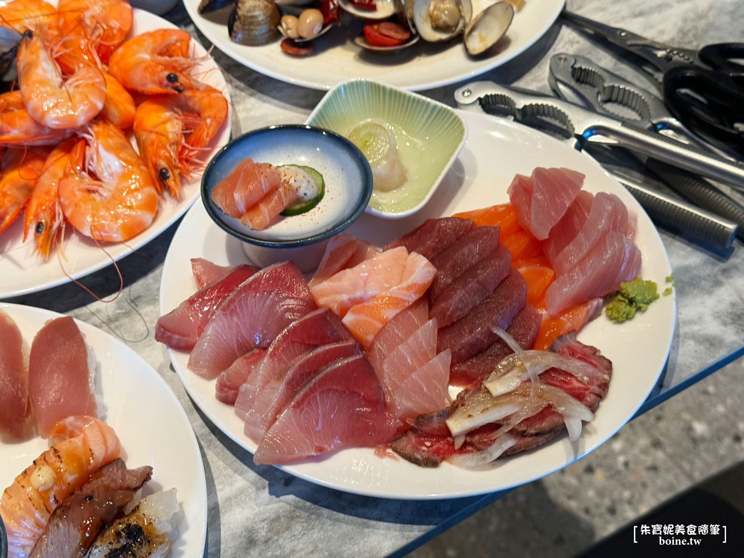 URBAN PARADISE信義店｜海陸饗宴搭微醺系飲品．台北Buffet吃到飽推薦 @朱寶妮美食隨筆