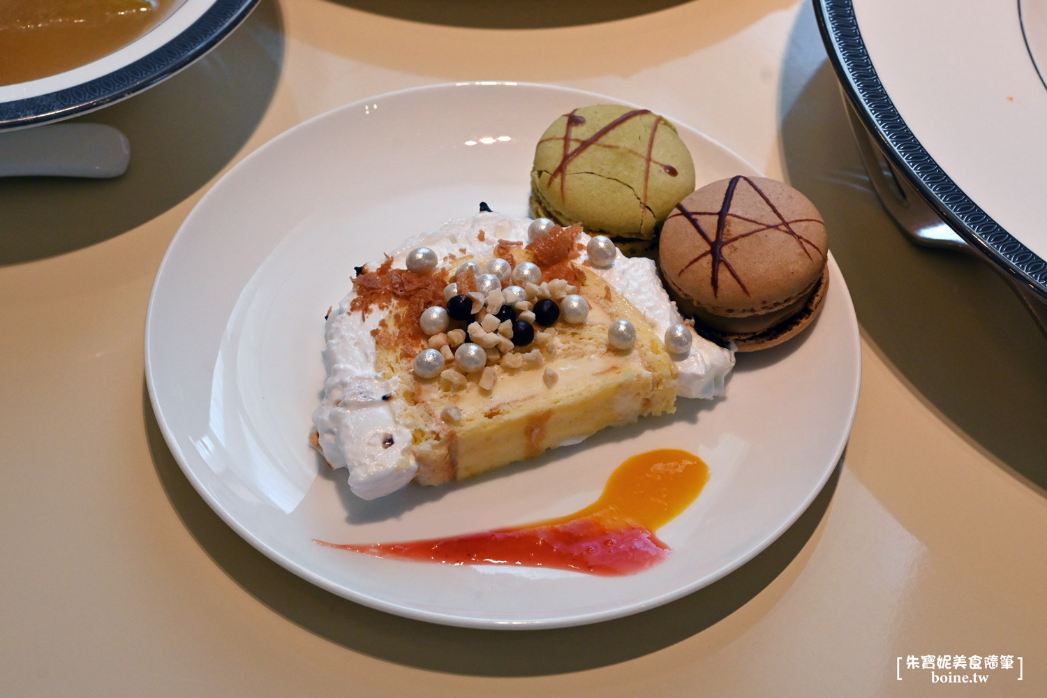 文華Café｜帝王蟹+米其林中菜吃到飽．週末限定．台北Buffet推薦 @朱寶妮美食隨筆