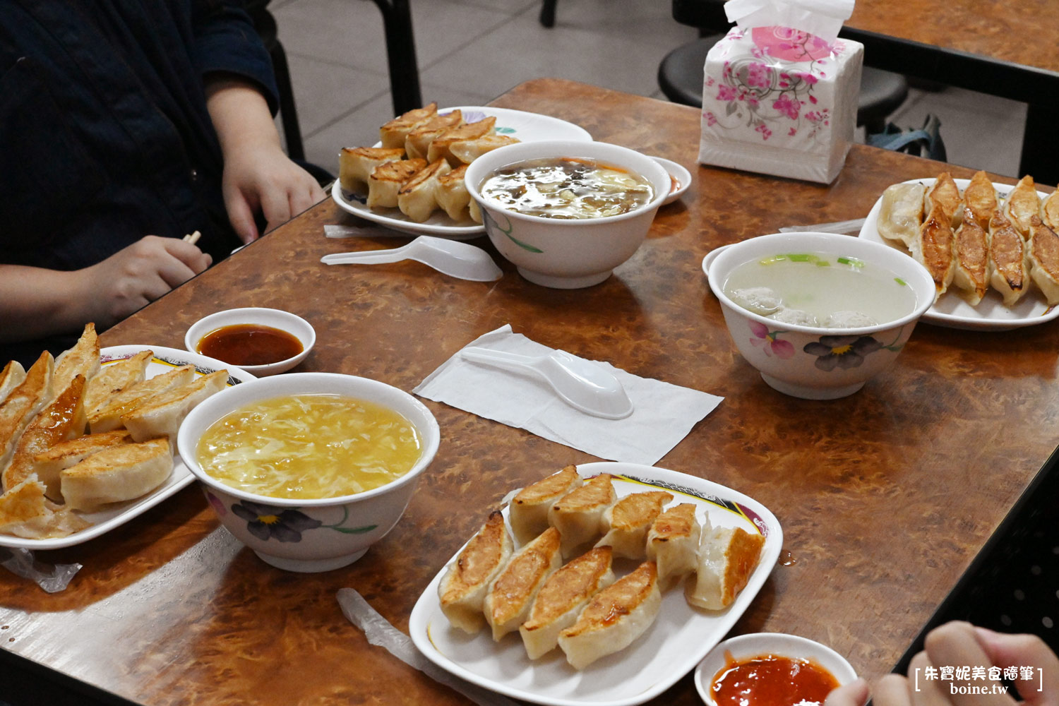 珍好鍋貼|後山埤美食推薦.台北30年老字號.吃過就回不去的鍋貼名店(菜單) @朱寶妮美食隨筆 珍好鍋貼|後山埤美食推薦.台北30年老字號.吃過就回不去的鍋貼名店(菜單) @朱寶妮美食隨筆