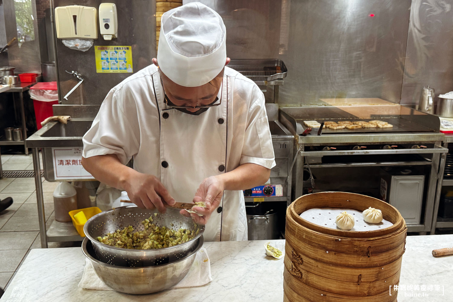 台中美食｜全鴨坊．火焰櫻桃鴨桌邊秀超震撼！米其林推薦烤鴨餐廳(菜單) @朱寶妮美食隨筆