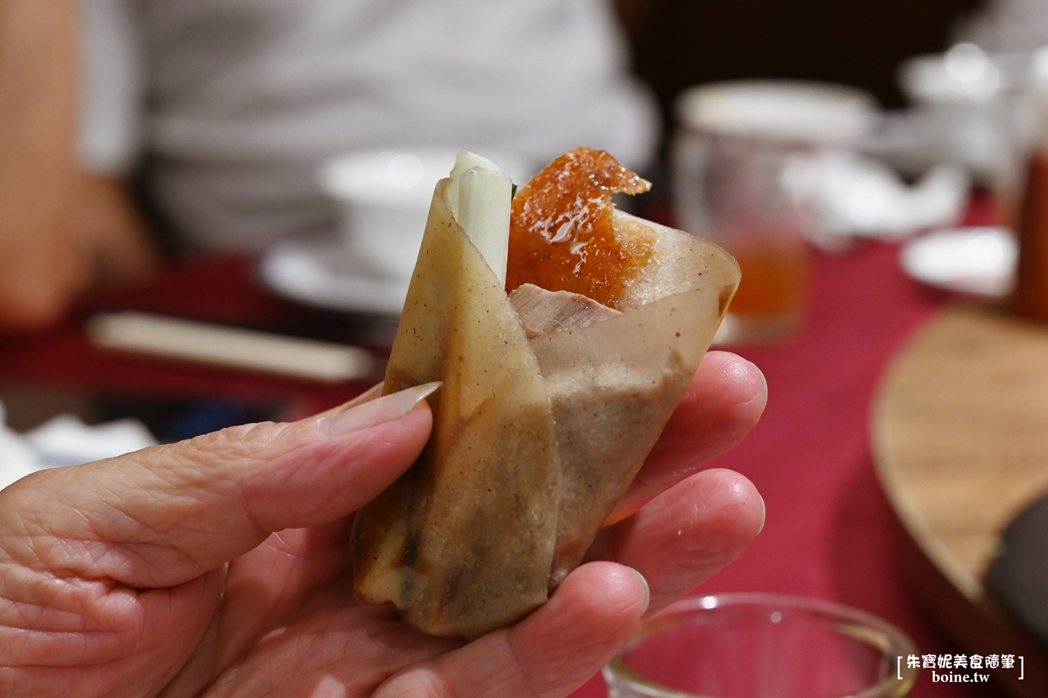 台中美食｜全鴨坊．火焰櫻桃鴨桌邊秀超震撼！米其林推薦烤鴨餐廳(菜單) @朱寶妮美食隨筆