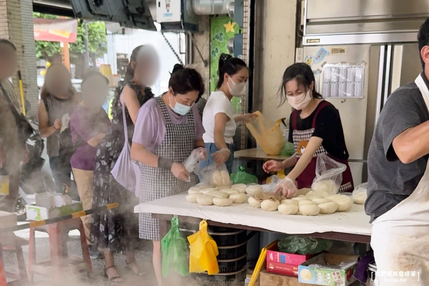 礁溪包子饅頭專賣店|宜蘭在地超人氣!只賣鮮肉包與饅頭.一出爐就秒殺 @朱寶妮美食隨筆 礁溪包子饅頭專賣店|宜蘭在地超人氣!只賣鮮肉包與饅頭.一出爐就秒殺 @朱寶妮美食隨筆