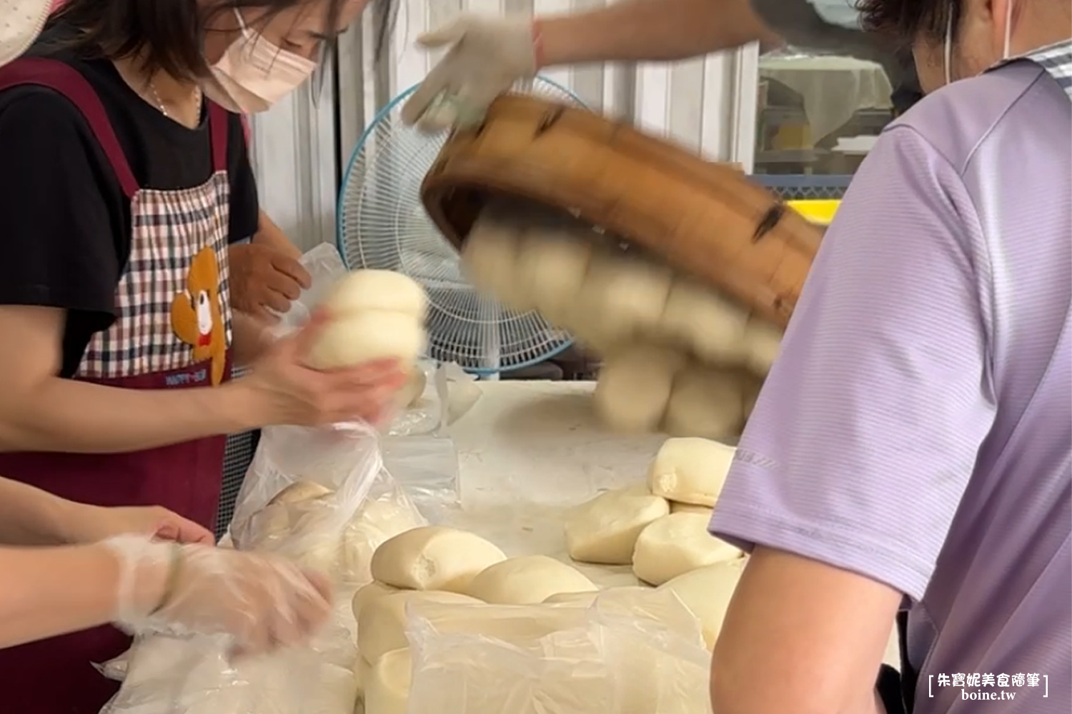 礁溪包子饅頭專賣店|宜蘭在地超人氣!只賣鮮肉包與饅頭.一出爐就秒殺 @朱寶妮美食隨筆 礁溪包子饅頭專賣店|宜蘭在地超人氣!只賣鮮肉包與饅頭.一出爐就秒殺 @朱寶妮美食隨筆