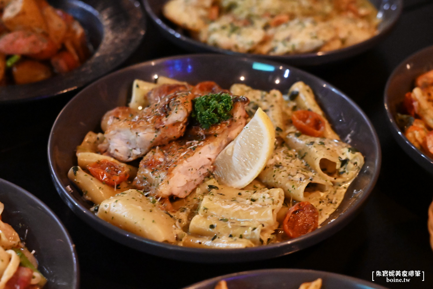 板橋美食｜ABV閣樓餐酒館．露台夜景餐酒館推薦．白天遼闊夜晚浪漫 (菜單) @朱寶妮美食隨筆