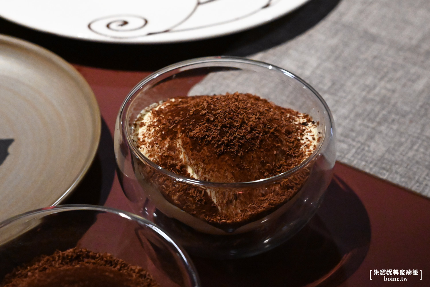 大巨蛋美食|你家樓下.黑粉系質感餐酒館.現刨松露太浮誇!台北聚餐推薦 @朱寶妮美食隨筆 大巨蛋美食|你家樓下.黑粉系質感餐酒館.現刨松露太浮誇!台北聚餐推薦 @朱寶妮美食隨筆