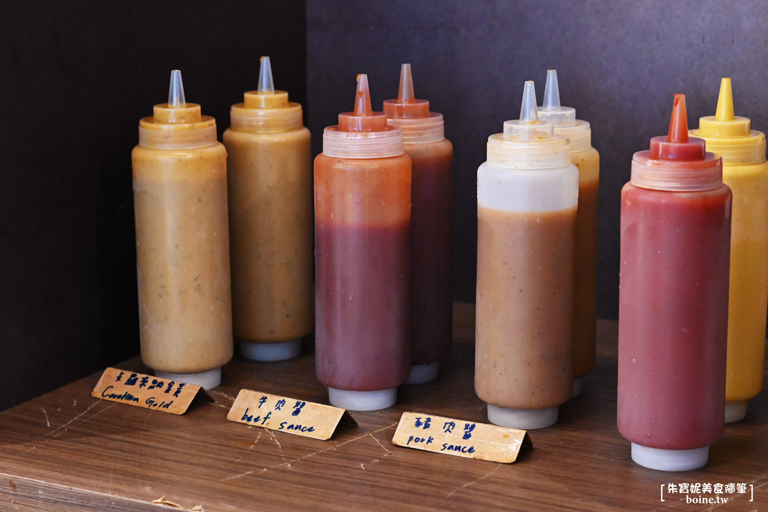 小巨蛋站美食｜爸爸Kevin美式BBQ．原木煙燻慢烤豬肋排．台北美式料理推薦(菜單) @朱寶妮美食隨筆