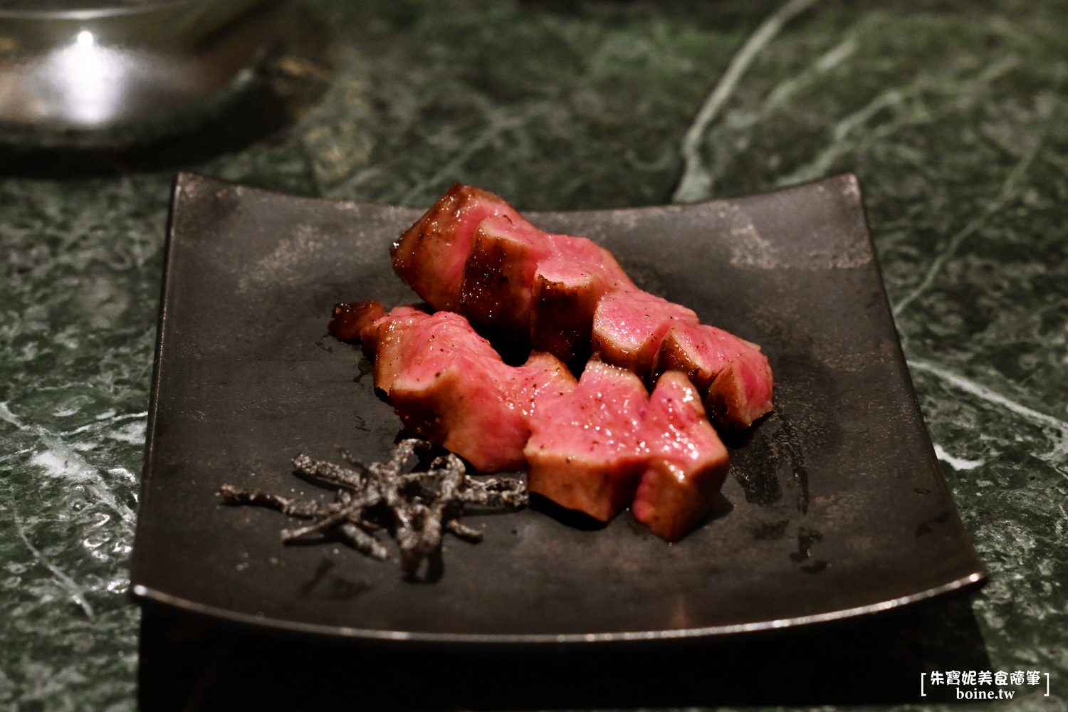 台南美食|Okawari㕩の食事処.隱身定食店的板前料理.米其林燒肉名店新品牌 @朱寶妮美食隨筆 台南美食|Okawari㕩の食事処.隱身定食店的板前料理.米其林燒肉名店新品牌 @朱寶妮美食隨筆