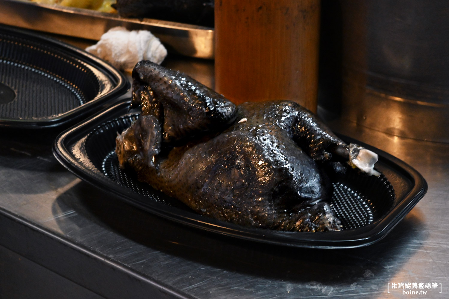 吳師大眾飯店｜走進華燈初上條通氛圍的台式熱炒老店．中山站美食推薦(菜單) @朱寶妮美食隨筆