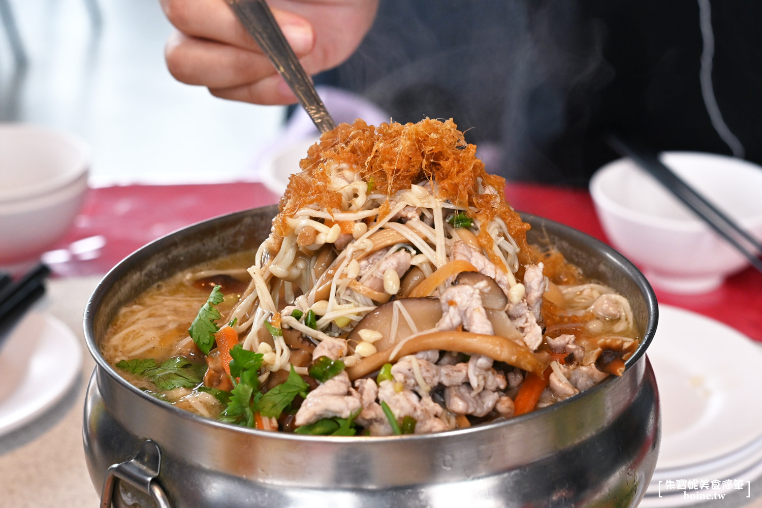 蘭揚蘆花雞餐廳｜Google 五星好評、傳奇窯烤雞！宜蘭美食推薦(菜單) @朱寶妮美食隨筆