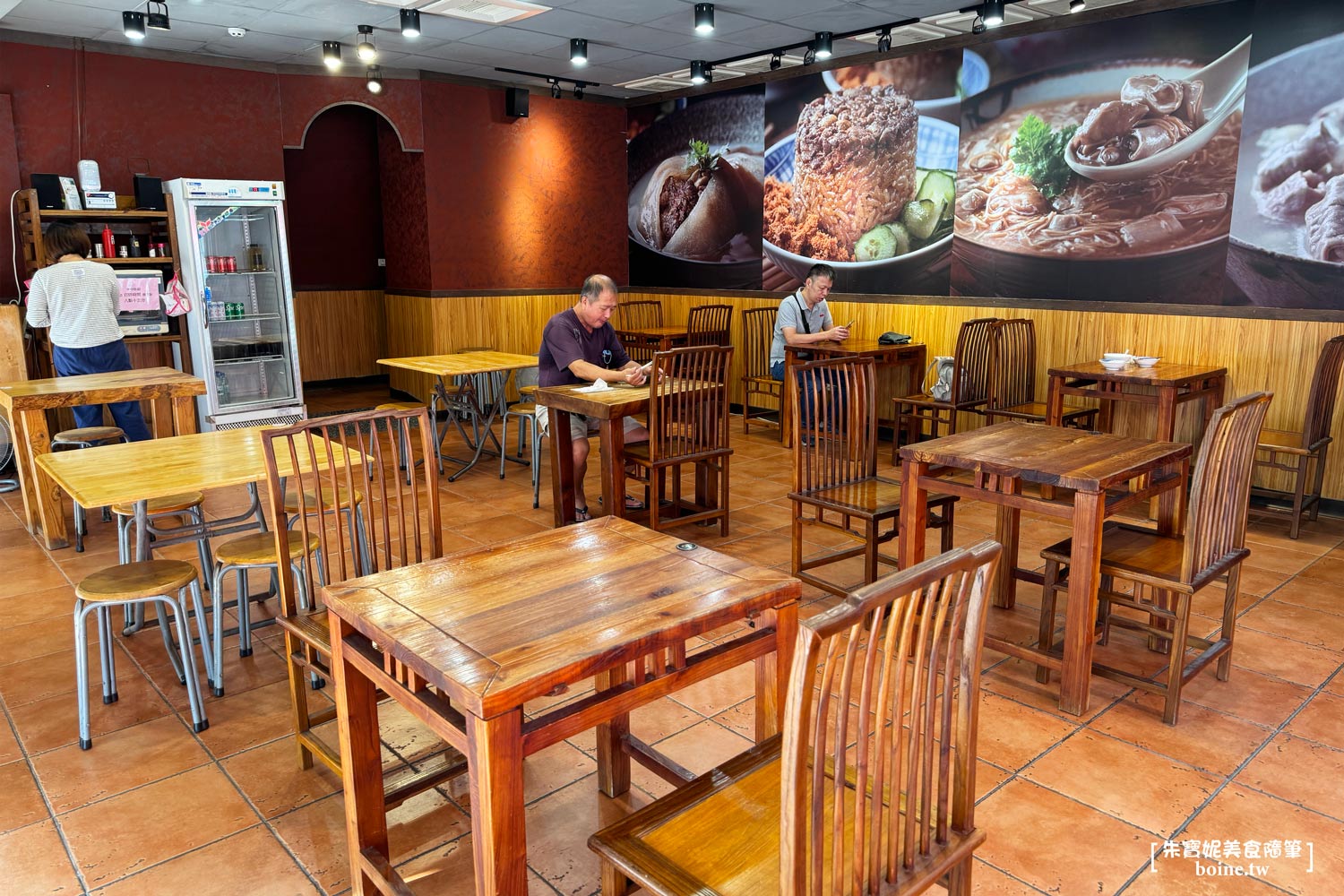 鳳邑麵線｜米糕肉圓四神湯通通有，高雄龍華市場週邊美食 @朱寶妮美食隨筆