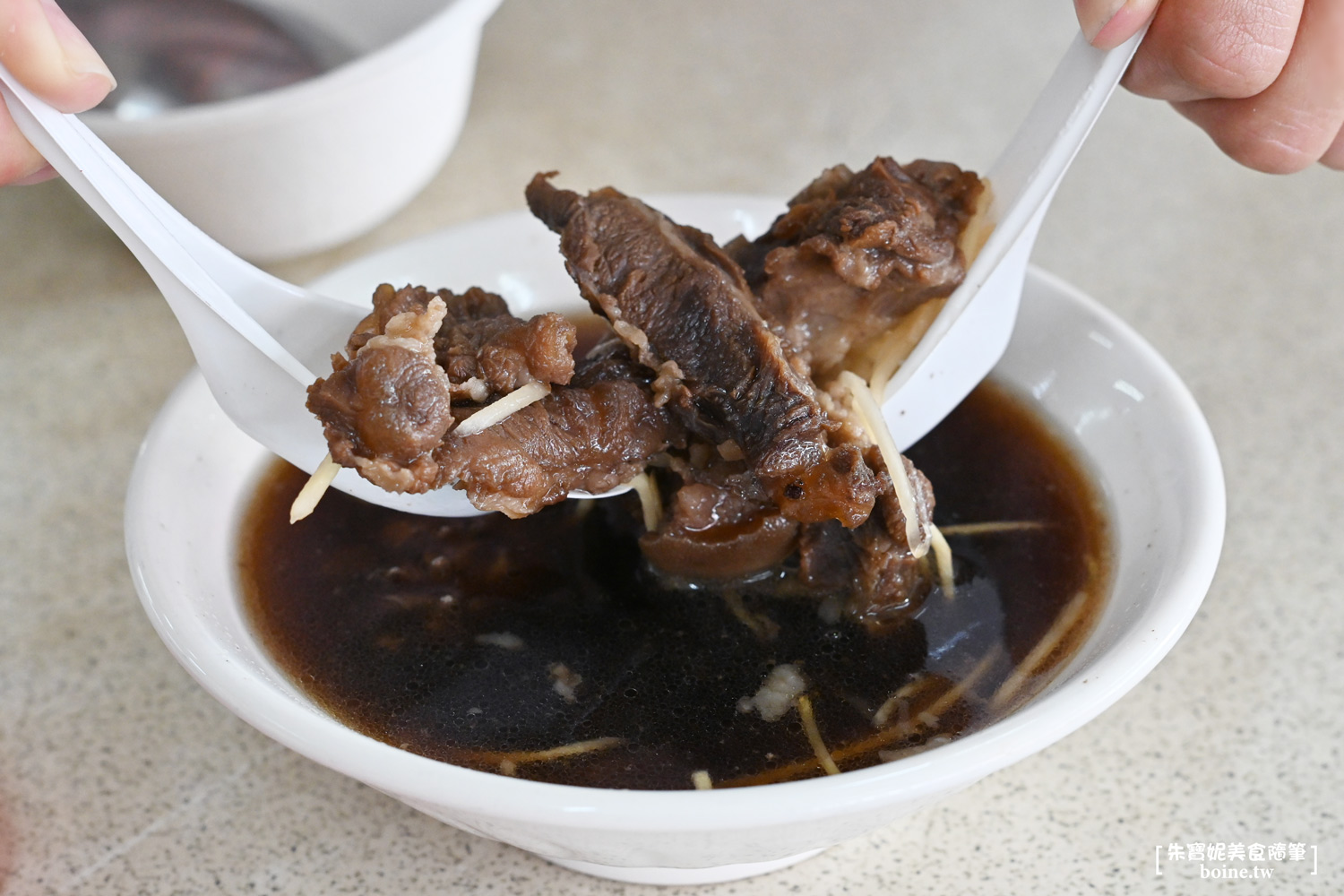 高雄美食推薦｜松泰羊肉．白沙屯媽祖也愛的岡山老字號溫體羊肉店(菜單) @朱寶妮美食隨筆