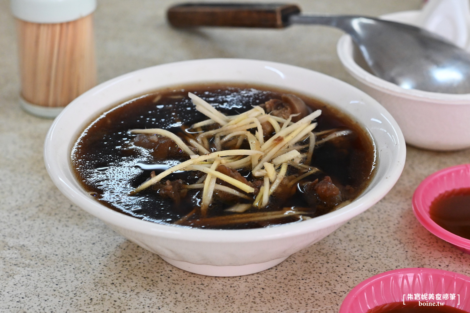 高雄美食推薦｜松泰羊肉．白沙屯媽祖也愛的岡山老字號溫體羊肉店(菜單) @朱寶妮美食隨筆