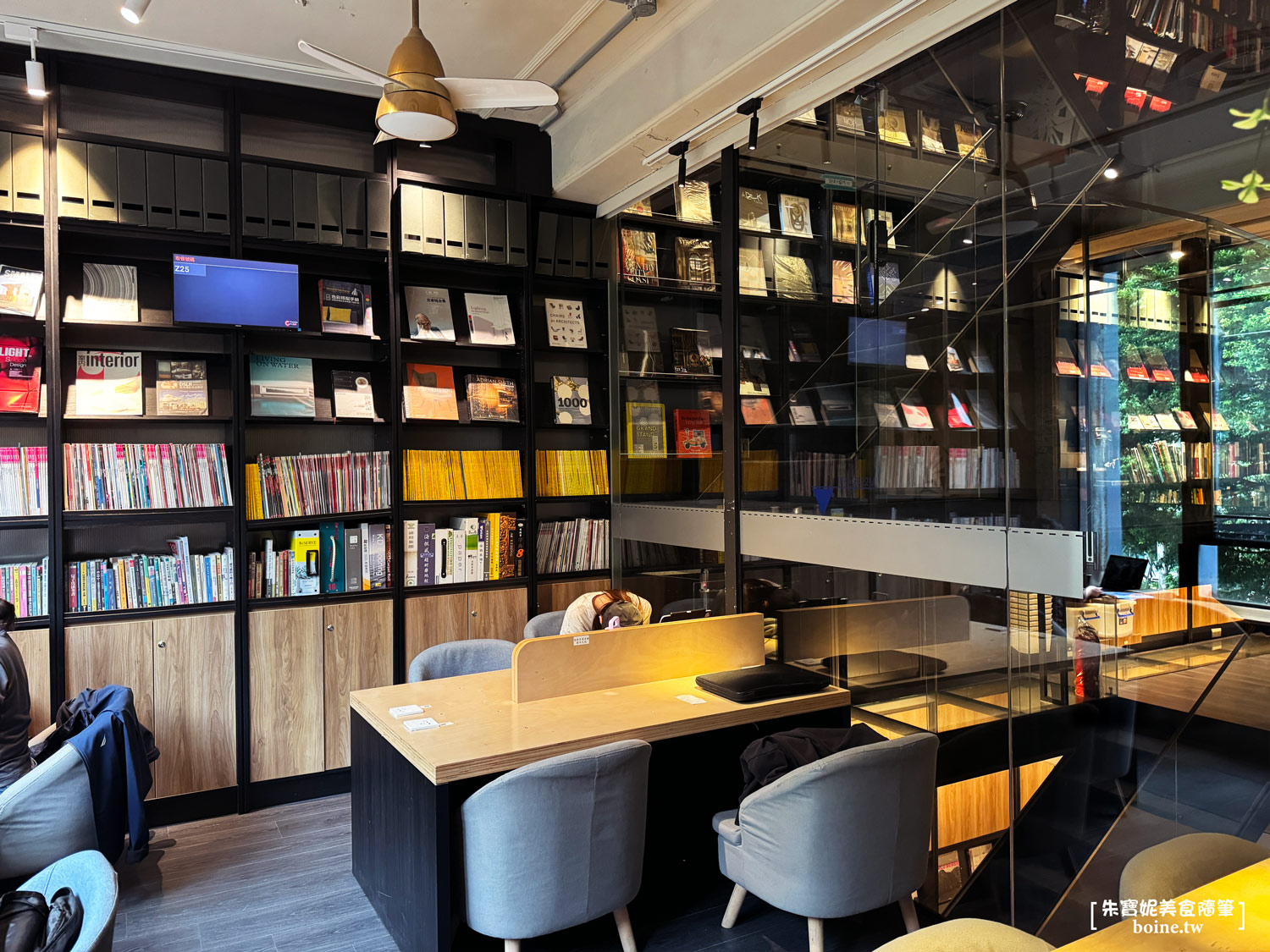 南京復興站不限時咖啡館|CE’ & LIB-RARY遼寧店.在圖書館裡喝咖啡 @朱寶妮美食隨筆 南京復興站不限時咖啡館|CE’ & LIB-RARY遼寧店.在圖書館裡喝咖啡 @朱寶妮美食隨筆